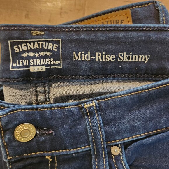 Levi Strauss Signature Gold Jeans Mid-Rise Skinny Blue Denim Womens W30 I32 EUC‎ - Picture 8 of 12